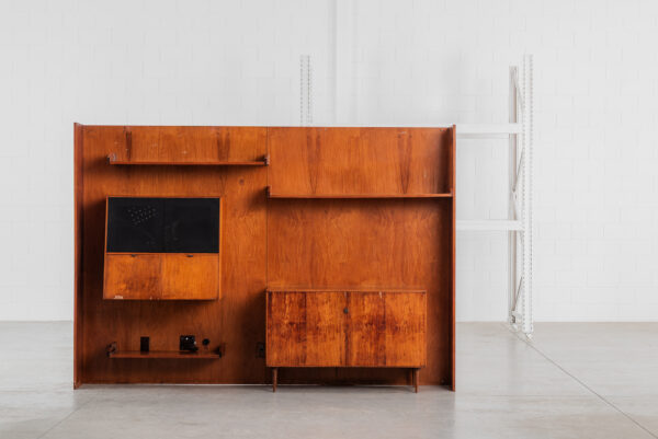 Martin Eisler - Estante
