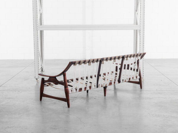 Liceu de Artes e Ofícios - Sofá